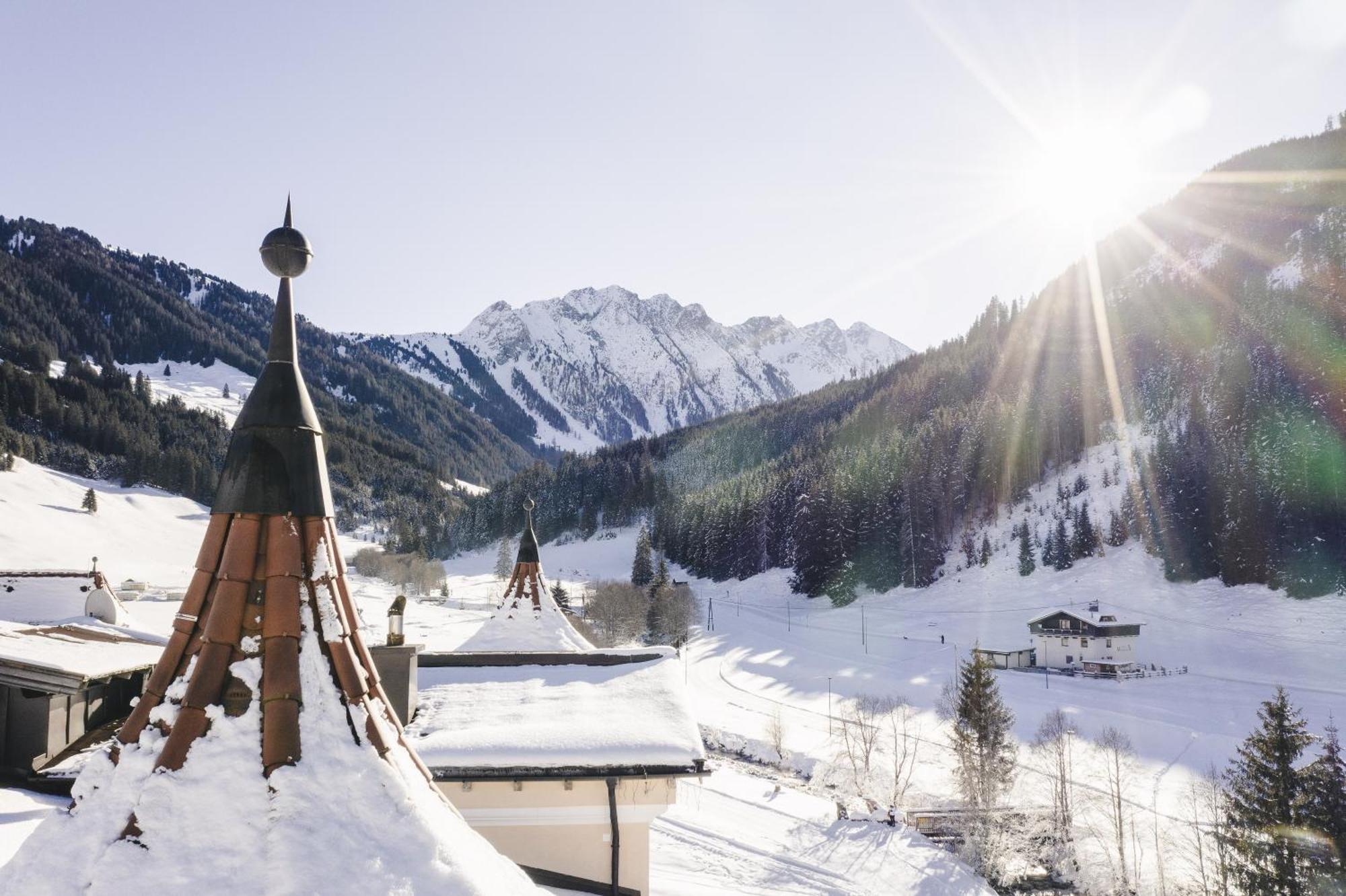 Traumhotel Alpina Superior --Yoga Und Ayurvedahotel (Adults Only) Gerlos Exterior photo